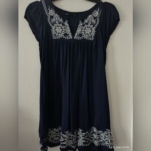 Embroidered dress/tunic